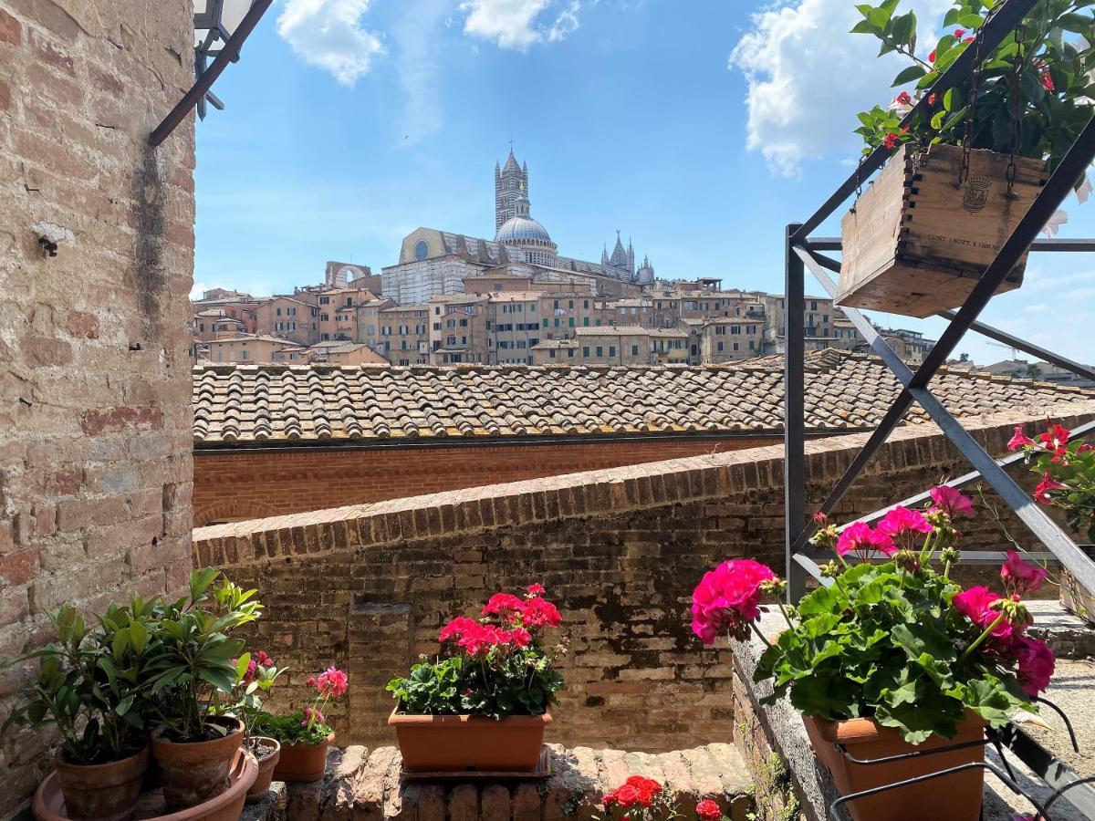 Camporegio 31- In Centro Con Vista Sul Duomo Сиена Экстерьер фото
